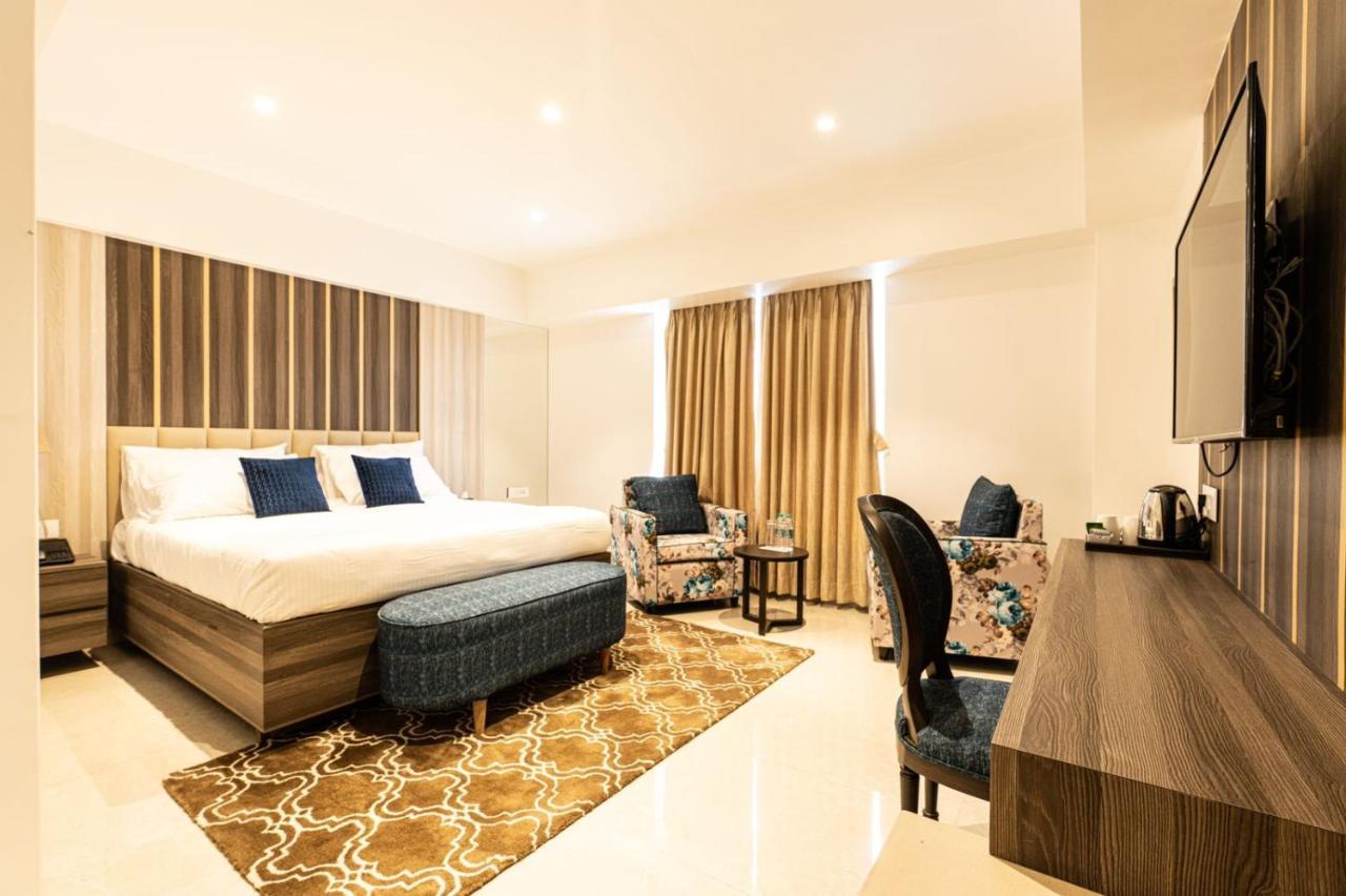 The Thane Club Ngoại thất bức ảnh
