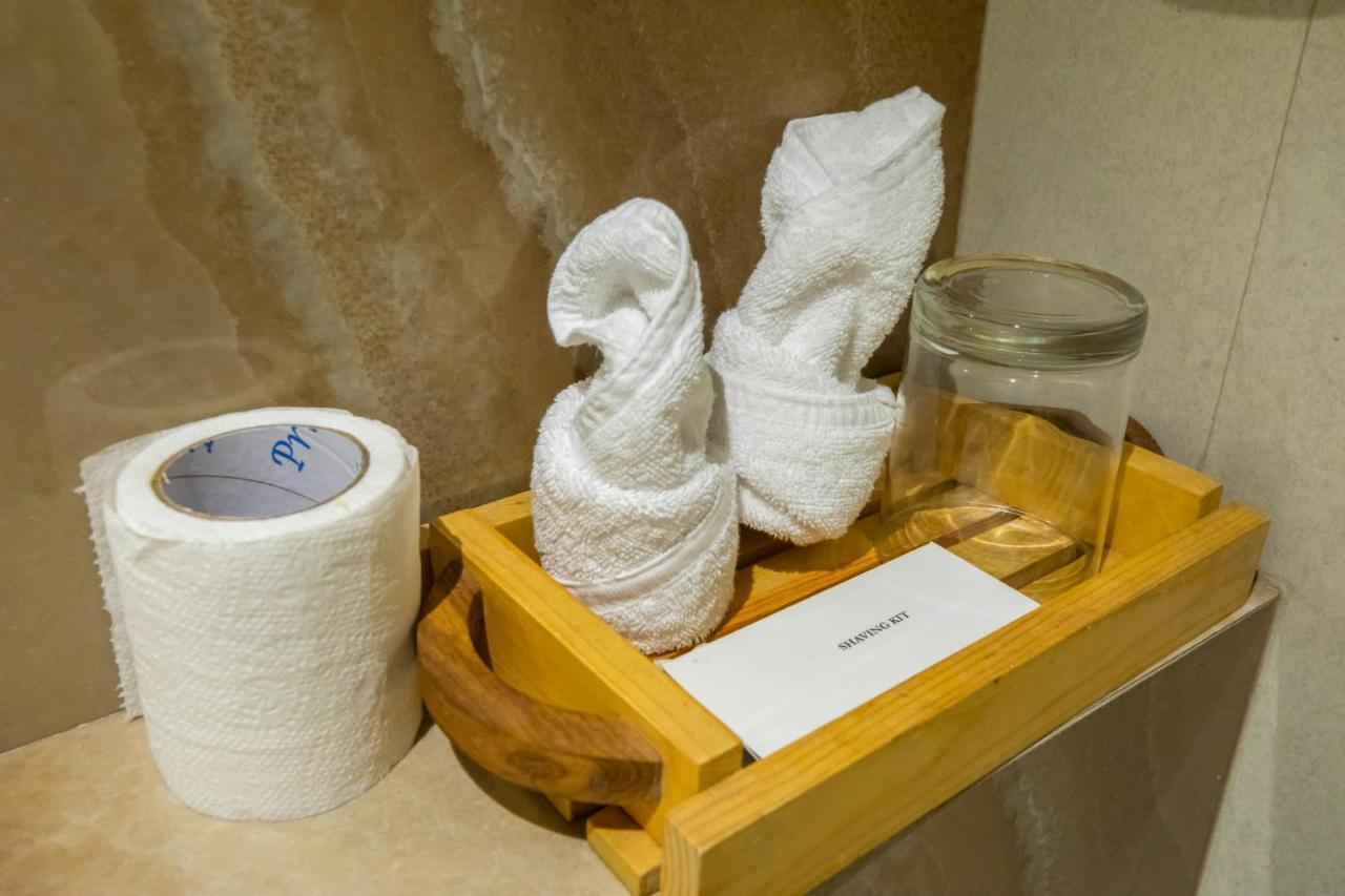 The Thane Club Ngoại thất bức ảnh