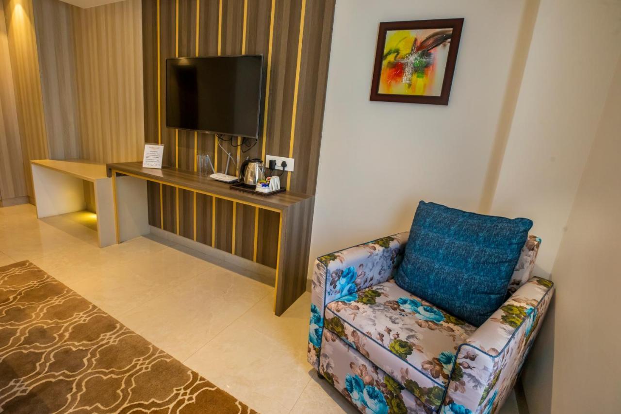 The Thane Club Ngoại thất bức ảnh
