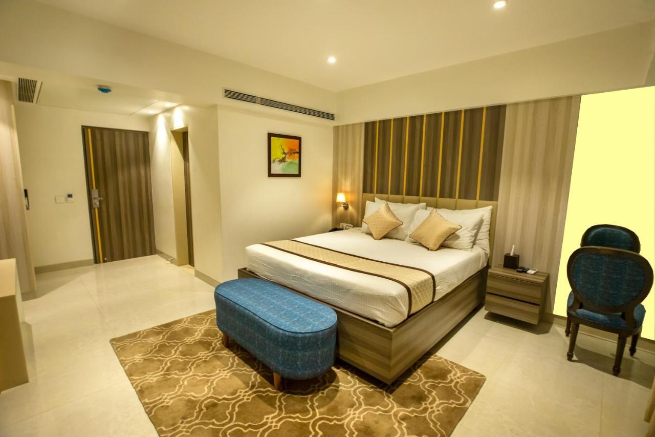 The Thane Club Ngoại thất bức ảnh