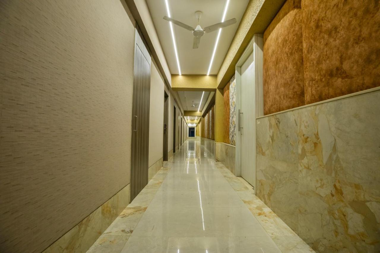The Thane Club Ngoại thất bức ảnh
