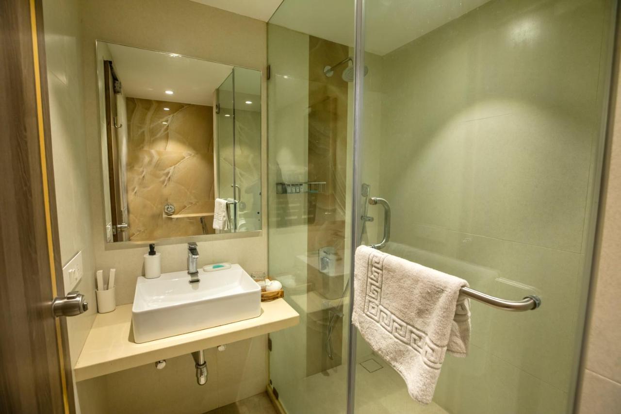 The Thane Club Ngoại thất bức ảnh