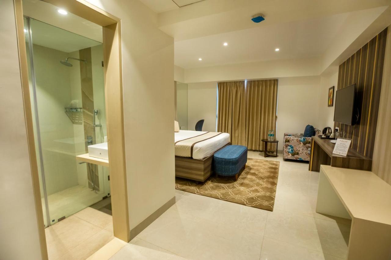 The Thane Club Ngoại thất bức ảnh