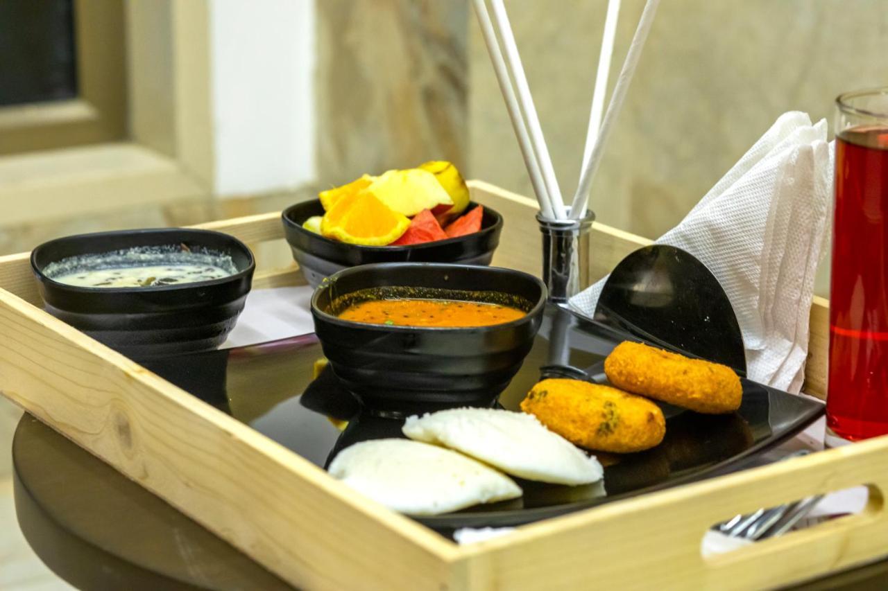 The Thane Club Ngoại thất bức ảnh
